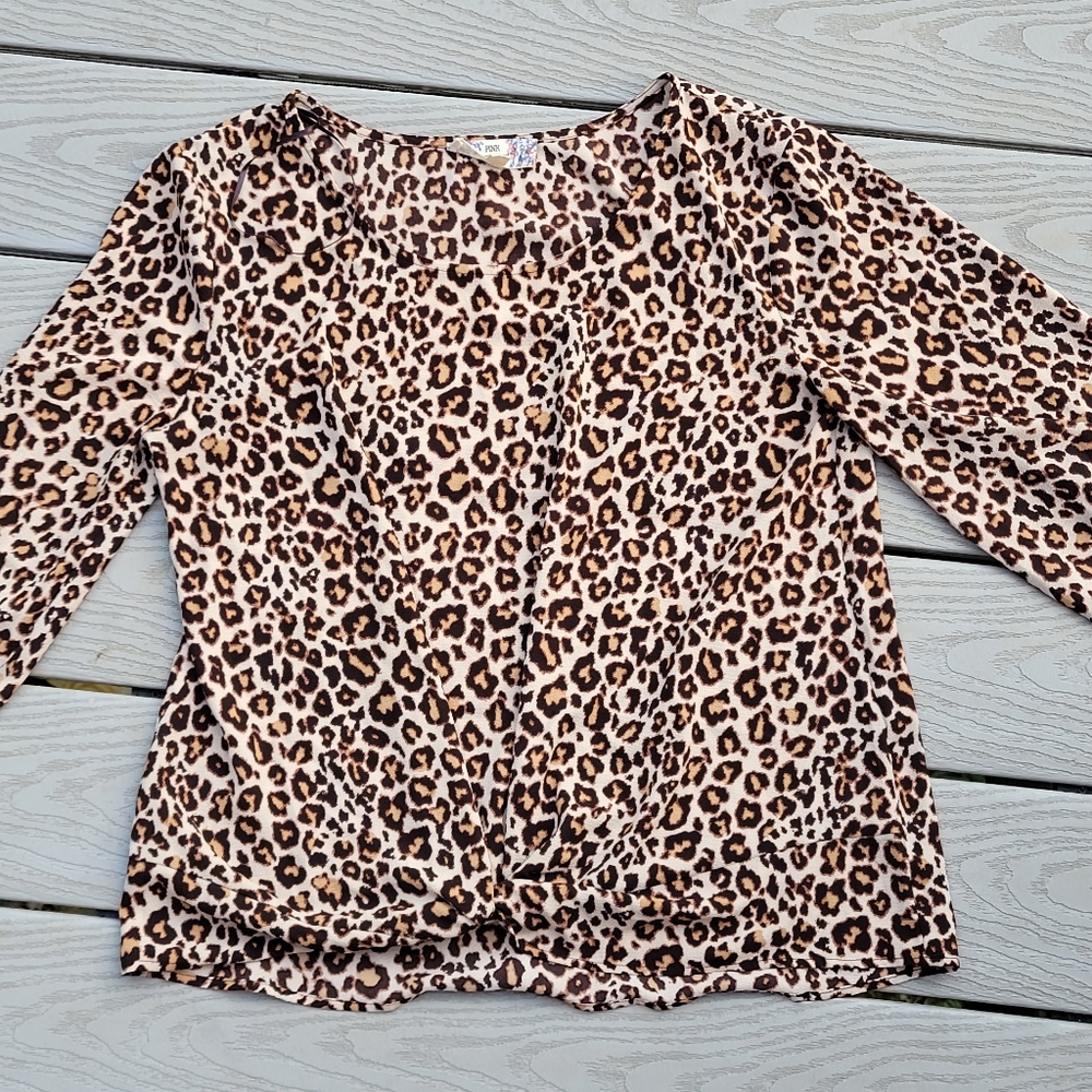 Ladies medium top